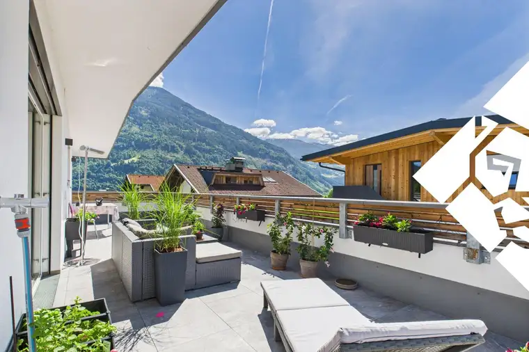 Exklusive Maisonette-Wohnung in Uderns – Ruhe, Luxus &amp; traumhafte Dachterrasse zu kaufen