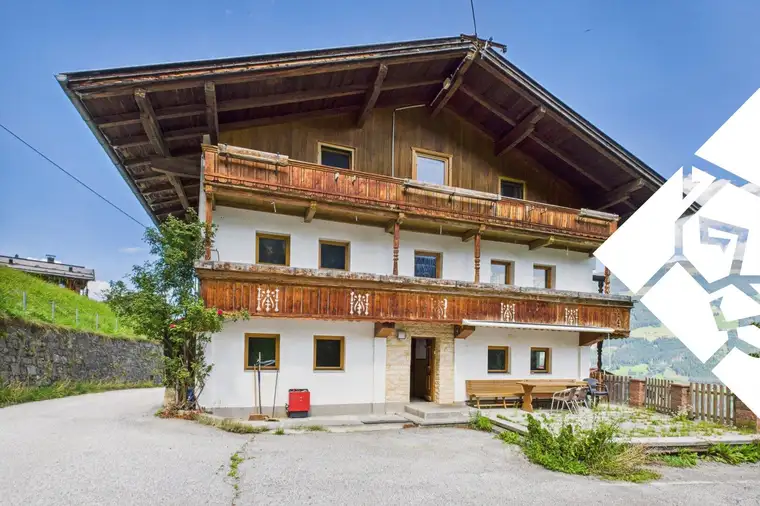 Charmantes Bergbauernhaus in Aschau im Zillertal mit Potential!