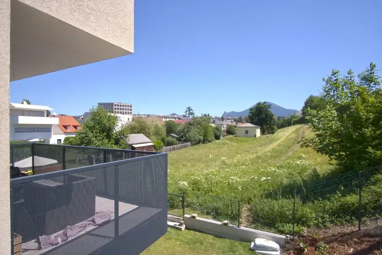 Erstbezug - 2-Zimmer-Wohnung mit Balkon in Ruhelage