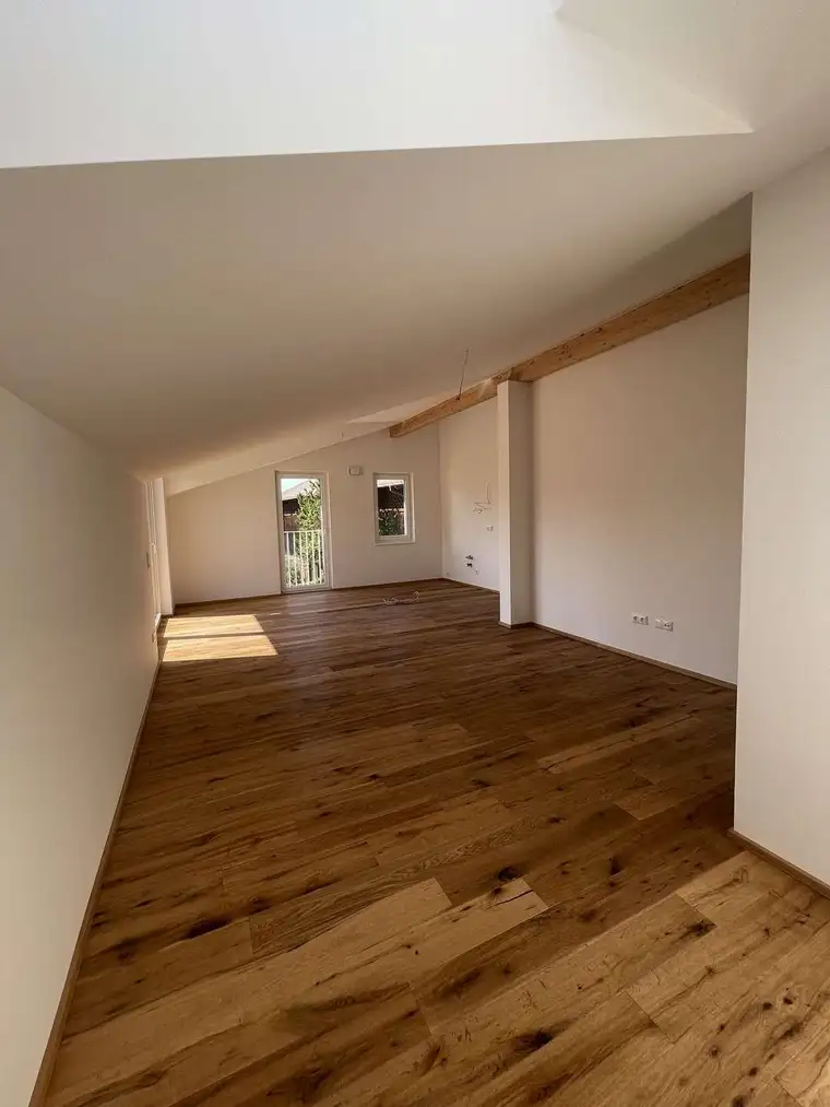 Modernes Wohnen mit Weitblick in Lengau - geräumige 3-Zimmer-Wohnung im Dachgeschoss