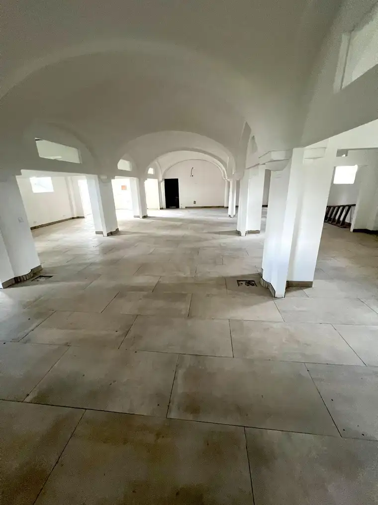 Stilvolle Büro- und Praxisräume im generalsanierten Altbau – Eigentum in Braunau am Inn