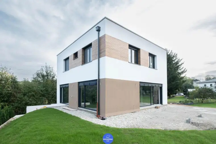 Natur Trifft auf Architektur - Traumhaftes Architektenhaus in Stroheim