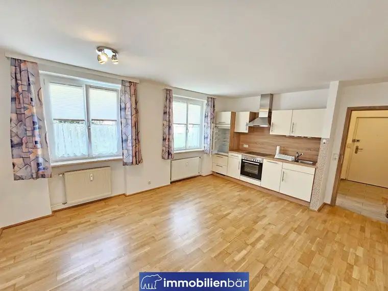 gemütliche Wohnung inkl. Küche im Herzen von Neumarkt