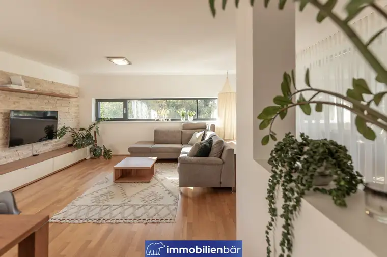 Exklusive 4 Zimmer Wohnung in bester Rieder Lage - Stadtparknähe