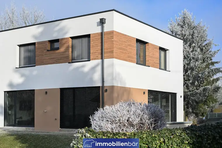 Traumhaftes Architektenhaus in Stroheim mit TOP Ausstattung und Wohnkeller