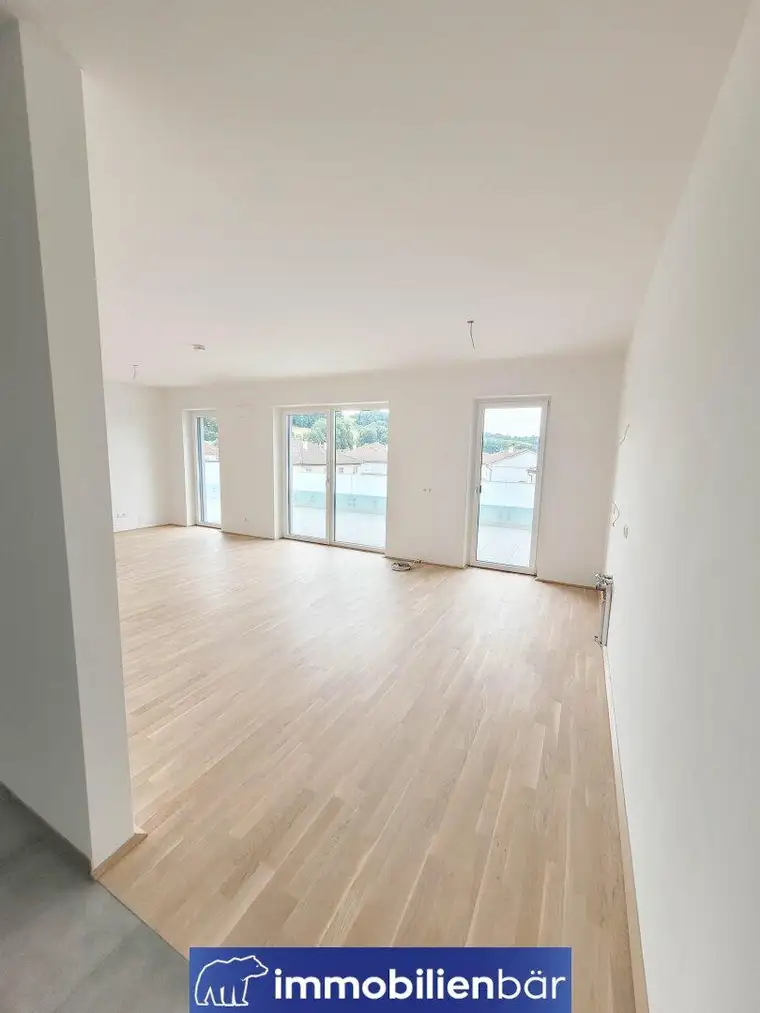 3 Zimmer Dachterrassenwohnung - 85m² - mit 71,51 m² großer Terrasse - Tiefgarage - Schlüßlberg Hauptstraße 20 - Top 12