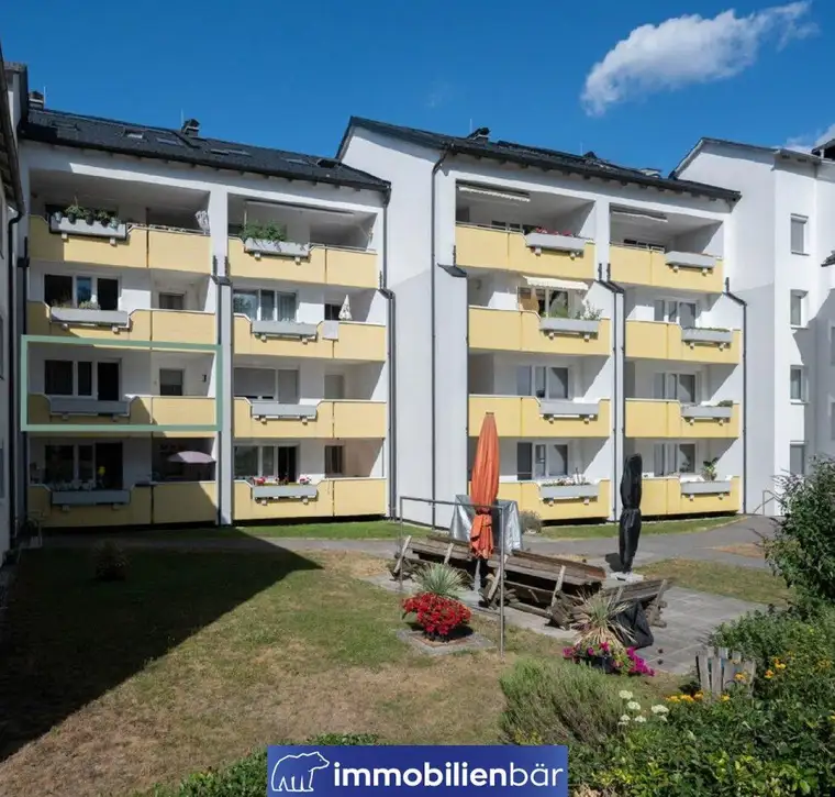Gemütliche Eigentumswohnung mit Loggia und Tiefgarage