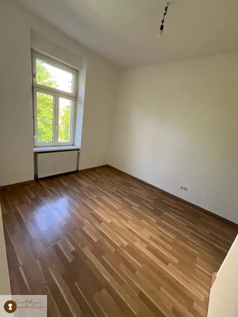 Altbauflair trifft modern: Traumhafte (Single-)Wohnung in der Lazarettgasse, zu vermieten!