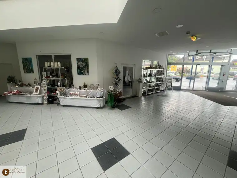 Mehr als nur ein Büro: Top Büro-/Praxisfläche mit Kaffee im EKZ Voitsberg – Ihr Rundum-sorglos-Paket zur Miete!