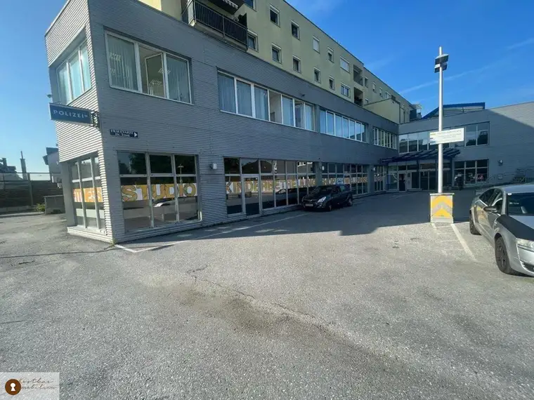 "Optimale Gewerbefläche in Voitsberg: Attraktive barrierefreie Immobilie mit Parkplätzen sucht neuen Mieter!"