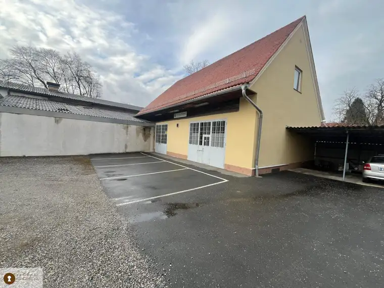 "Flexible Lagerfläche mit Parkplatz in Top-Lage: Ihre Chance in der Andritzer Reichstraße!"