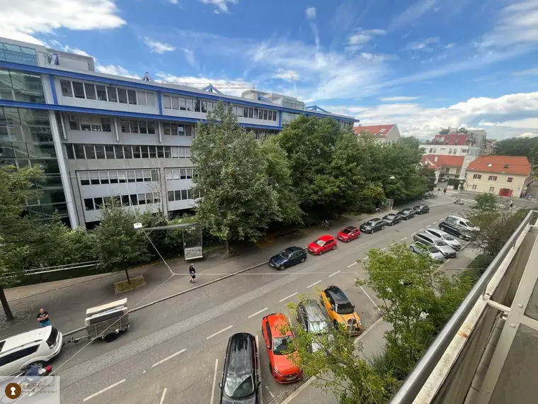 Studenten aufgepasst: Charmante kleine Wohnung inklusive BALKON in direkter Nähe zur KF-Uni zu vermieten!