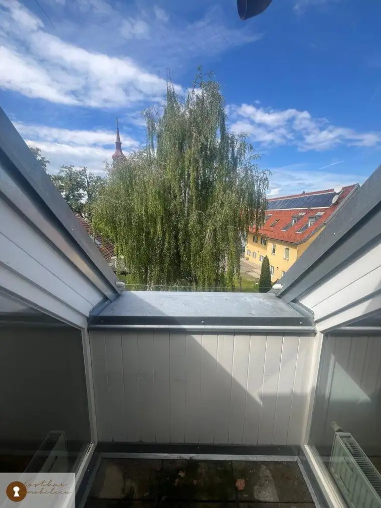 Überaus elysische Zweizimmerwohnung mit Parkplatz und Balkon im Bezirk St. Peter, zur Miete!