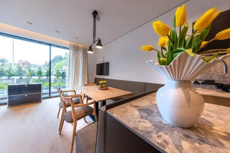 voll möblierte 3 Zimmer Wohnung zu vermieten 