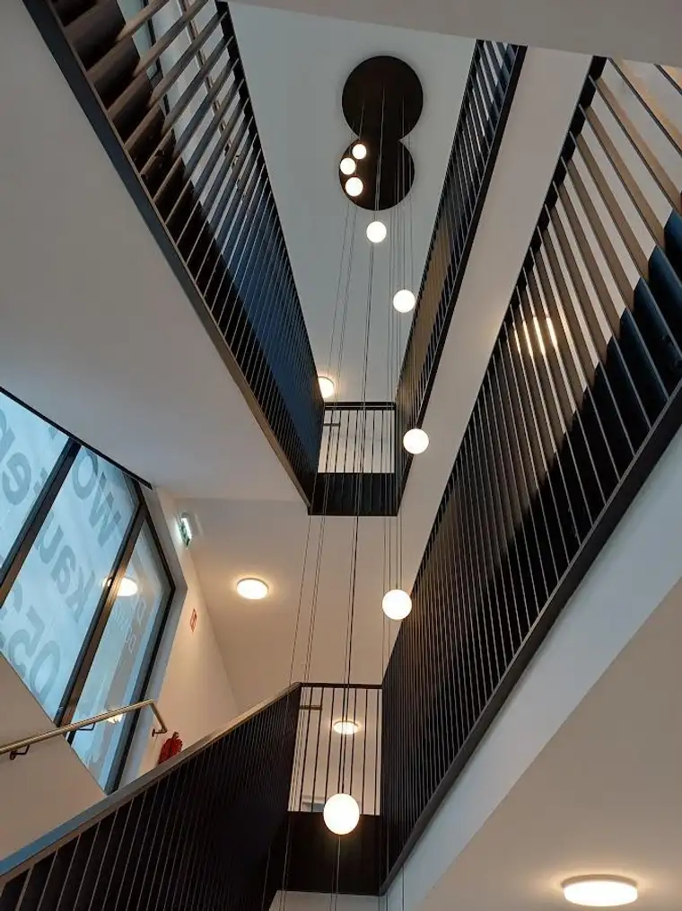hochwertige 3 Zimmer Wohnung mit Loggia 