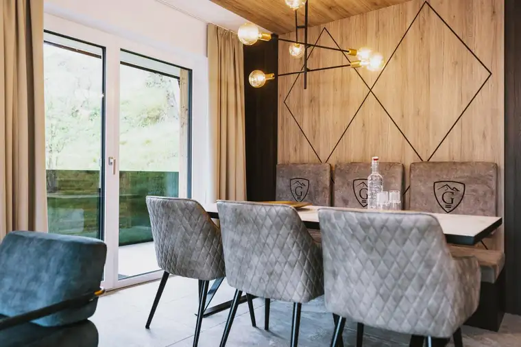 Glemm by AvenidA - elegantes Apartment mit eigener Sauna und Blick auf die WM Strecke 2025!