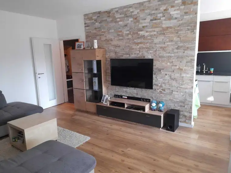4-Zimmer Wohnung inklusive hochwertiger Einrichtung