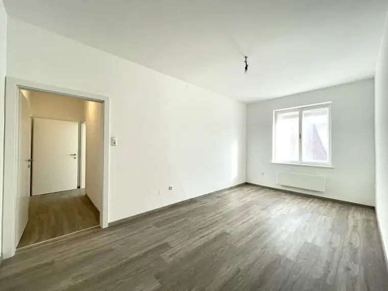 Sonnige Altbauwohnung in top Lage