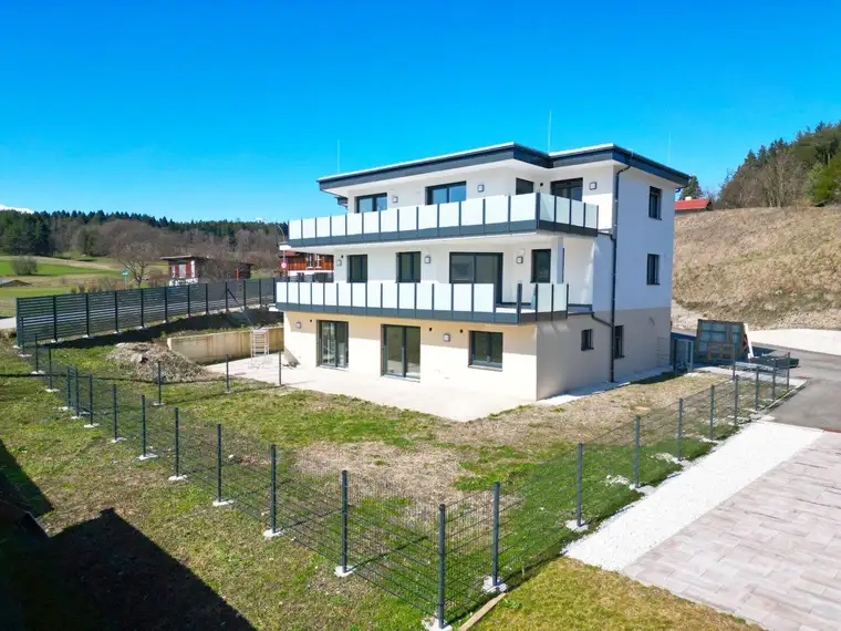Exklusive Gartenwohnung in Finkenstein – Wohnen mit Naturblick &amp; Komfort