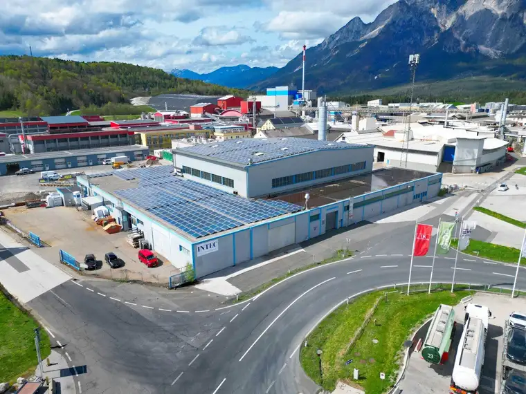 Renditeobjekt: Großzügige Werk- &amp; Produktionshalle mit 4.907 m² Nutzfläche im Industriepark Euro Nova – Arnoldstein