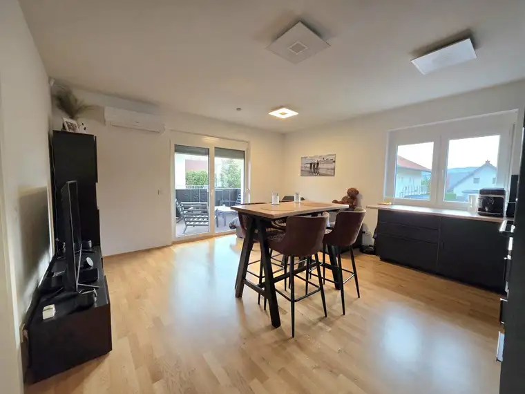 Modernes Wohnerlebnis mit großem Balkon!