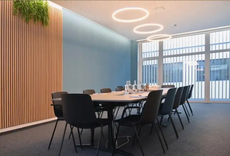 Moderne Bürofläche mit Top-Ausstattung und zentraler Lage 