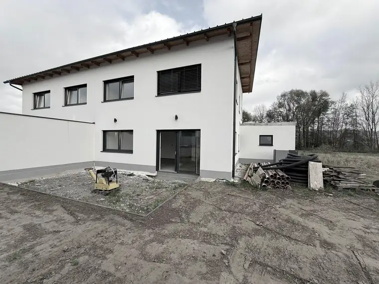 Erstbezugstraum mit Garten &amp; Garage: 159m² DHH in St. Florian am Inn, Oberösterreich für 440.000,00 €