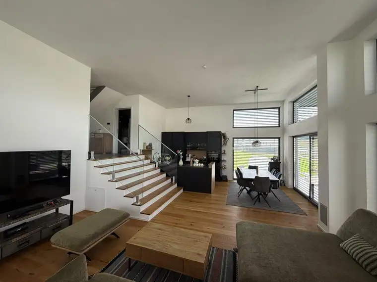 Traumhaftes Einfamilienhaus in Mehrnbach: Terrasse, Garage &amp; Garten! ‍ ‍ ‍ 