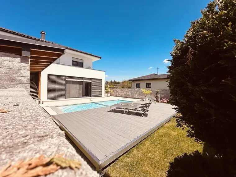 Einfamilienhaus mit Wohlfühlfaktor - Pool, Terrasse, Garten ‍♂️
