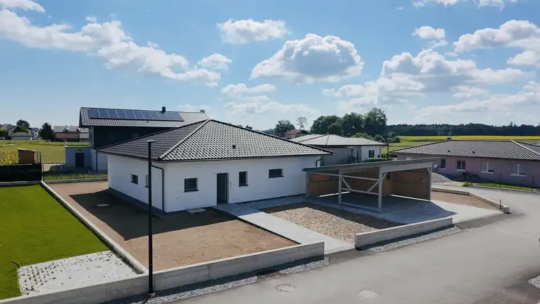 Neues Zuhause in Mühlheim am Inn: 4 Zimmer, Garten, Terrasse – Ihr Erstbezug!