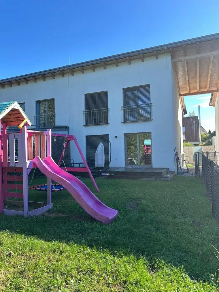 Traumhafte Doppelhaushälfte in Ried im Innkreis 