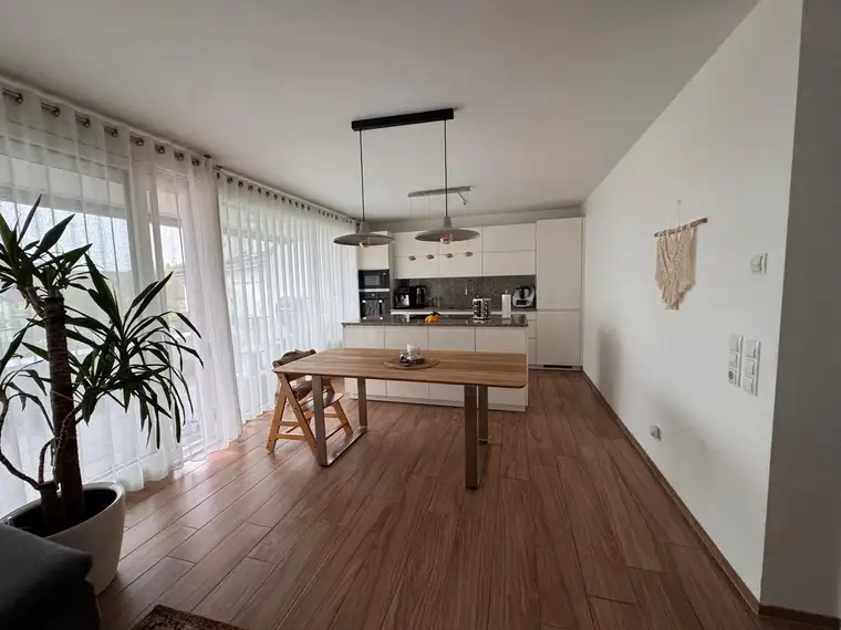 Moderne 3-Zimmer-Eigentumswohnung im Zentrum von Hard- PROVISIONSFREI