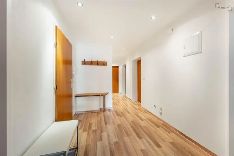 • Dachgeschoss-Wohnung*4-Zimmer Wohnung am Fuße des Wilden Kaisers