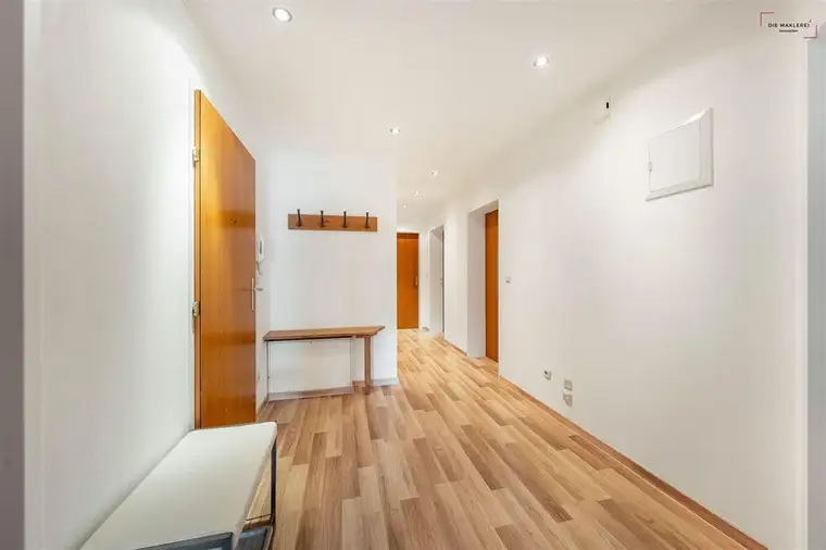 • Dachgeschoss-Wohnung*4-Zimmer Wohnung am Fuße des Wilden Kaisers