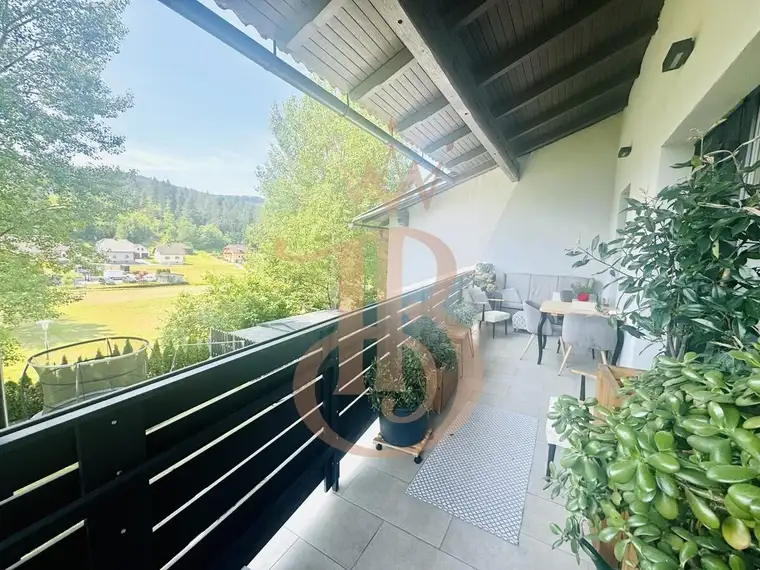 Stilvoll wohnen mit XL-Balkon – neuwertig.citynah. seenah