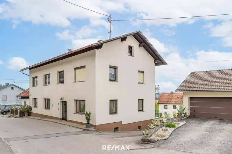 Familienidylle oder Investment | Wohnhaus mit 2 Einheiten in Dietach