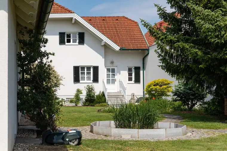 Traumhaus im Mittelburgenland: 134m² Wohnfläche, großzügiger Garten, Garage und mehr!