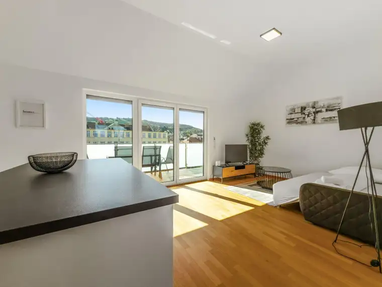 Erstbezug mit Aussicht – Dachgeschoss-Maisonette mit zwei Terrassen in Klosterneuburg