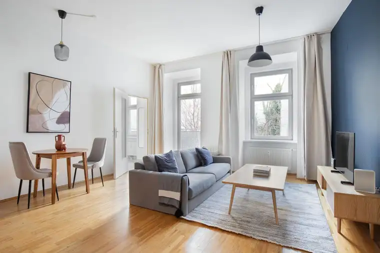 Altbau 2Zi im 9. Bezirk mit ruhiger Balkon, gute Öffentliche Anbindung in der Innen-Stadt (VIE344)