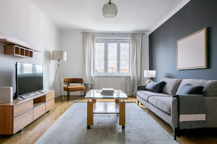 Top Aussicht &amp;Bestlage in Margareten, Ubahnnähe, geräumige 75m2 mit großem Bad &amp; Küche, 5. Liftstock (VIE50)