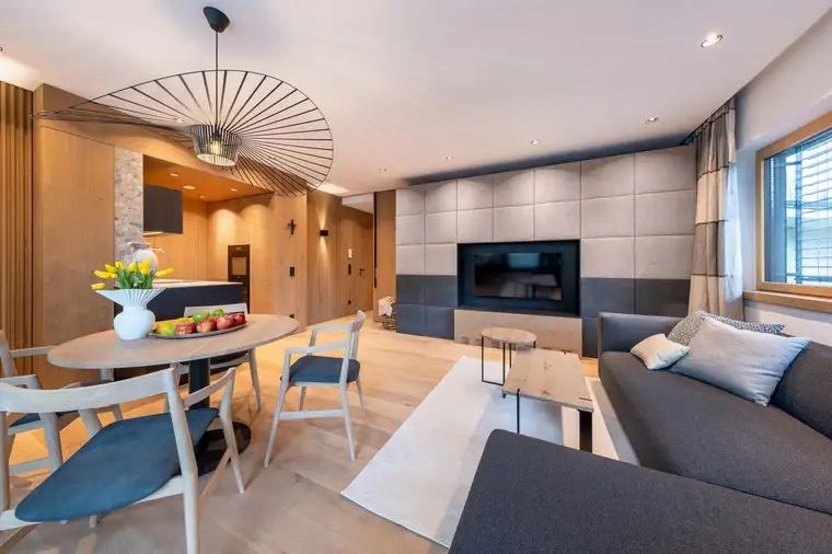 Georg Feller, Feller Immobilien GmbH