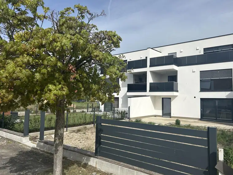*SUNNA-Sonnengöttin`* - MODERNE NEUBAU - 3- ZIMMER - WOHNUNG MIT *** LOGGIA, BALKON*** und PARKPLÄTZEN !!!