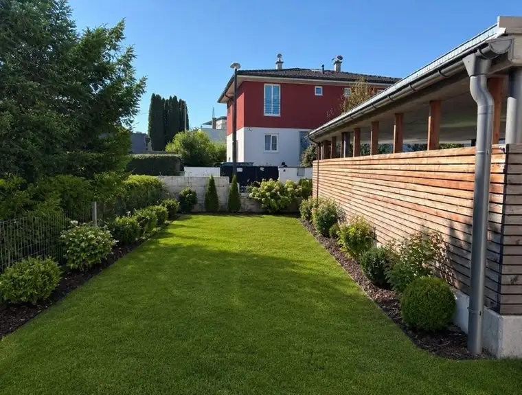 ERSTBEZUG AIGEN I 91,55 m2 I Innenfläche auf 2 Ebenen I ca. 138 m2 Garten I Carport