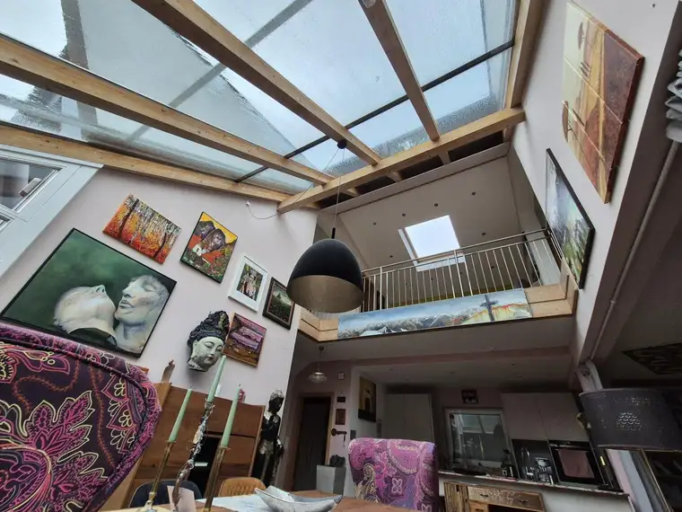 Wohntraum nahe Innsbruck ! Moderne Architekten-Haushälfte mit sonnendurchfluteter Galerie.