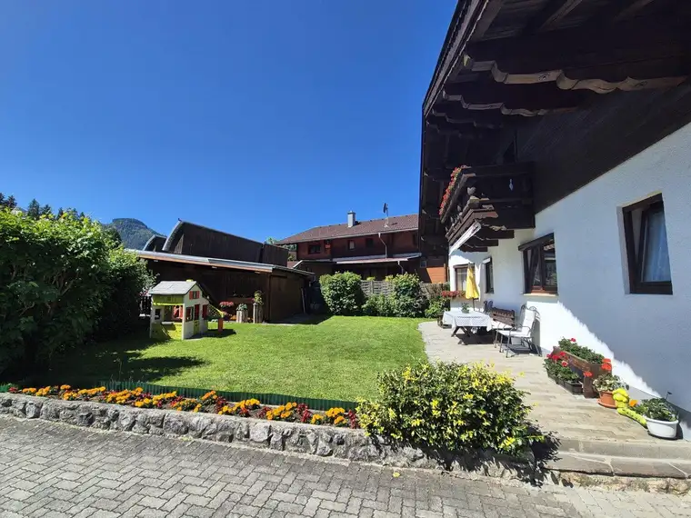 Top-Angebot ! Gepflegtes leistbares Familienhaus in Urlaubsregion
