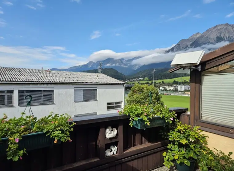 Dachterrasse + Wintergarten + gemütliche Wohlfühlwohnung