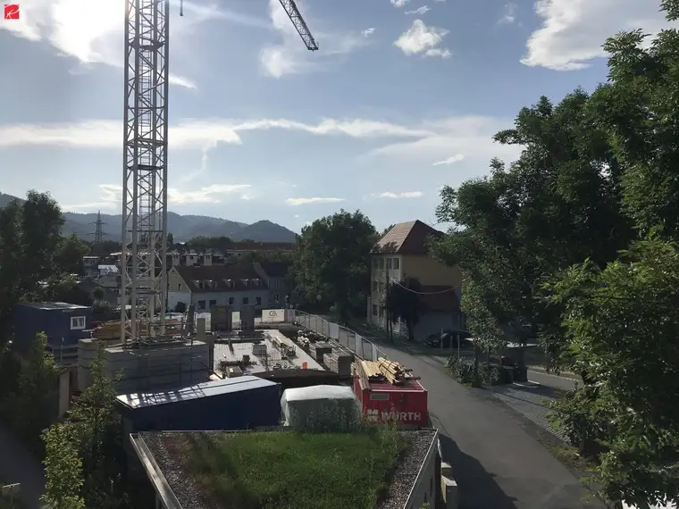 Erstbezug: Hochwertiger Wohntraum mit attraktivem Balkon