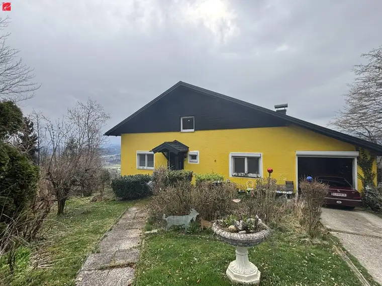 Renovierungsbedürftiges Wohnjuwel mit großem Garten und viel Platz!