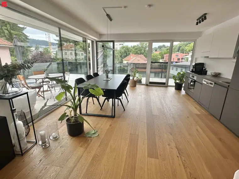Exklusive Anlegerwohnung mit großer Terrasse in Geidorf!