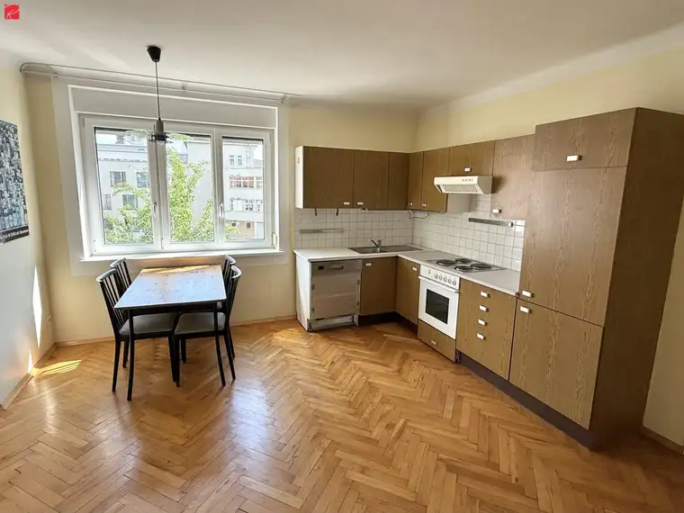 PreisHIT: Lichtdurchflutete Wohnung im Herzen von Graz!